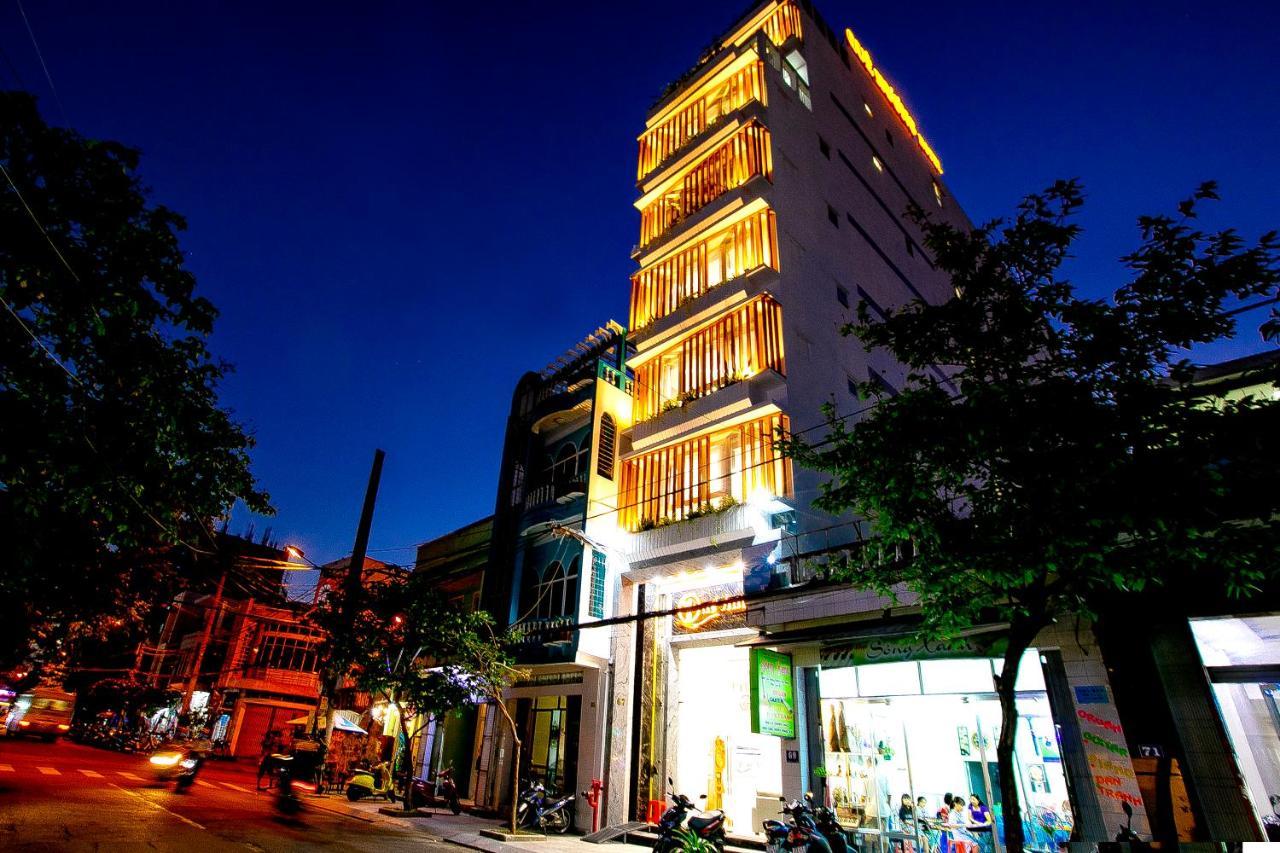 Que Huong Hotel Quy Nhon Exterior photo