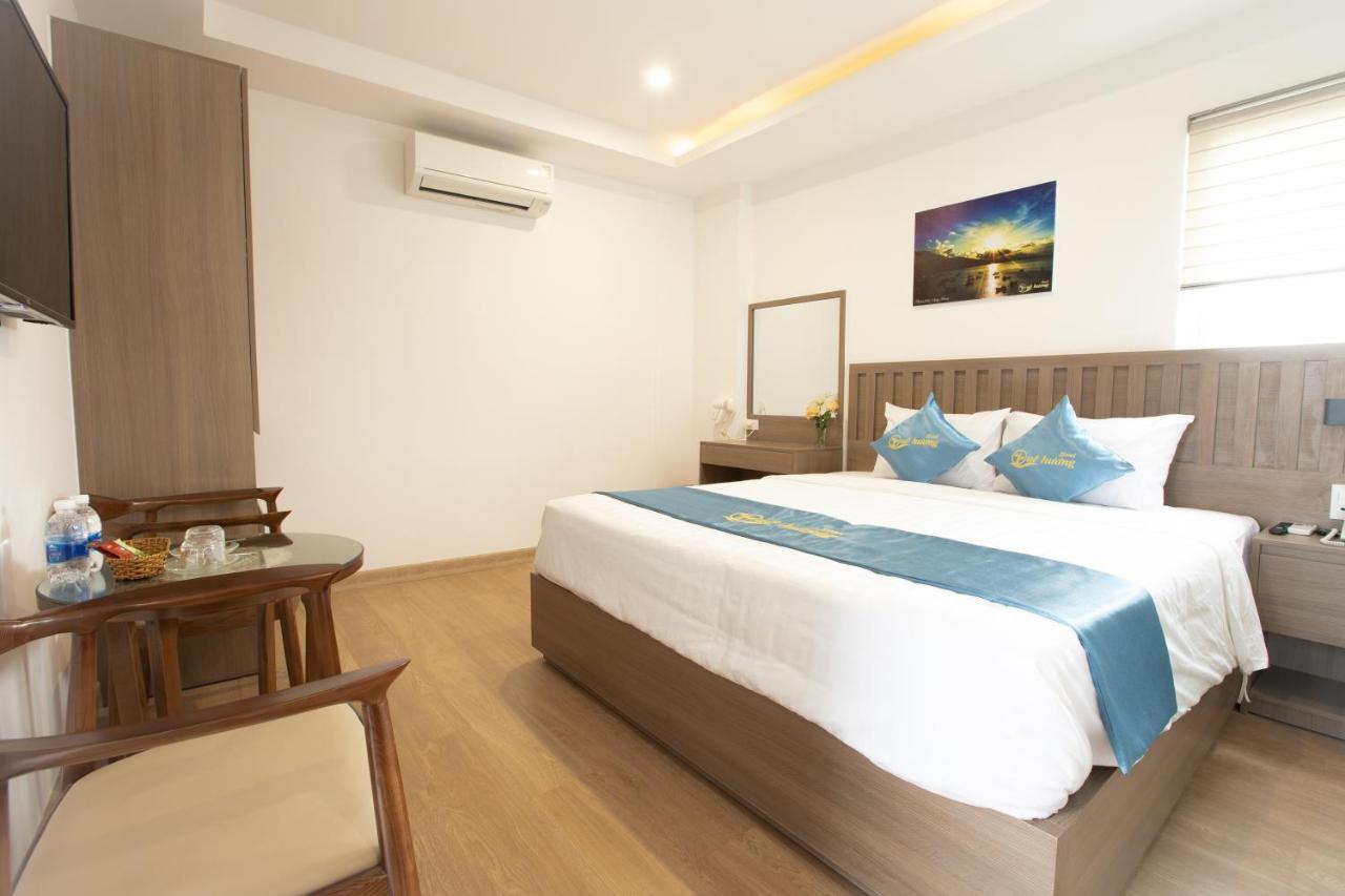 Que Huong Hotel Quy Nhon Exterior photo