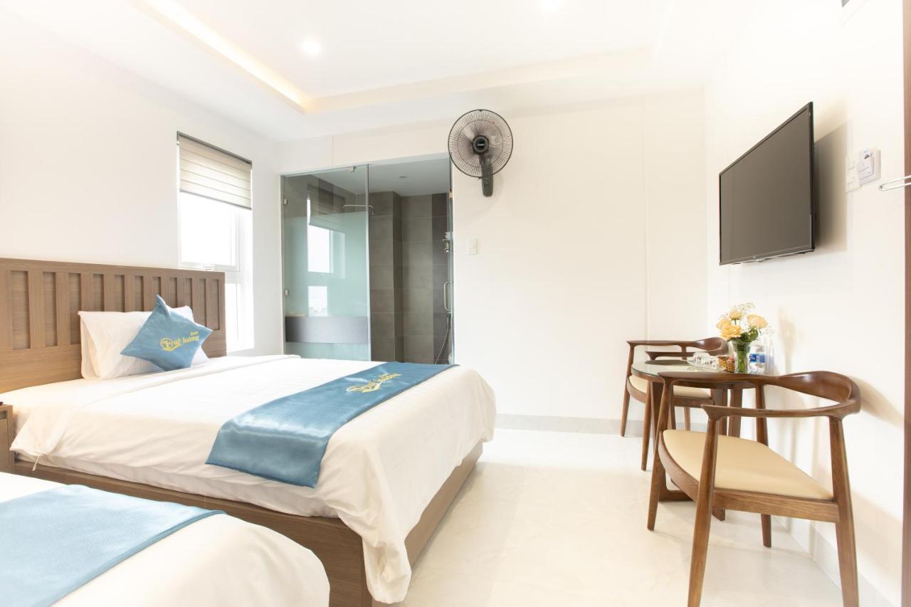 Que Huong Hotel Quy Nhon Exterior photo